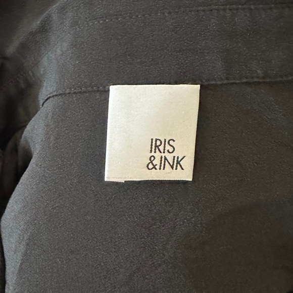IRIS & INK Black 100% Silk Long-Sleeve Button-up Shirt - Size US 10 - Picture 9 of 10